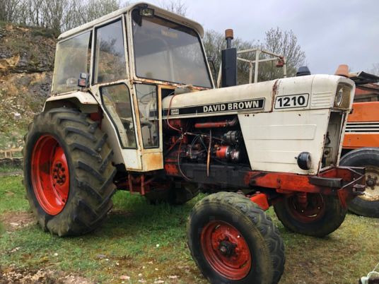 David Brown 1212 1210 990 tracteurs lot - Traktorius: foto 1 David Brown 1212 1210 990 tracteurs lot - Traktorius: foto 1