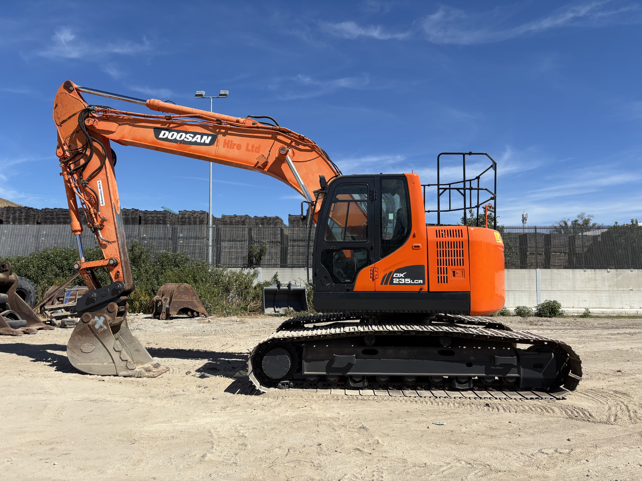 DOOSAN DX235LCR - Vikšrinis ekskavatorius: foto 2 DOOSAN DX235LCR - Vikšrinis ekskavatorius: foto 2
