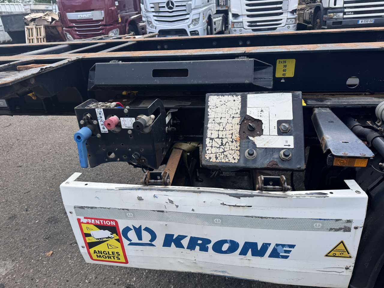 Krone - Konteineris-vežimus/ Sukeisti kūną puspriekabė: foto 4 Krone - Konteineris-vežimus/ Sukeisti kūną puspriekabė: foto 4