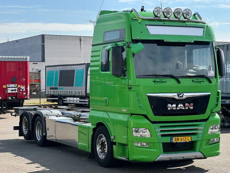 MAN TGX 26.640 6x2*4 Bdf / Retarder / Full Air / 585 Tkm! - Konteineris-vežimus/ Sukeisti kūną sunkvežimis: foto 3 MAN TGX 26.640 6x2*4 Bdf / Retarder / Full Air / 585 Tkm! - Konteineris-vežimus/ Sukeisti kūną sunkvežimis: foto 3