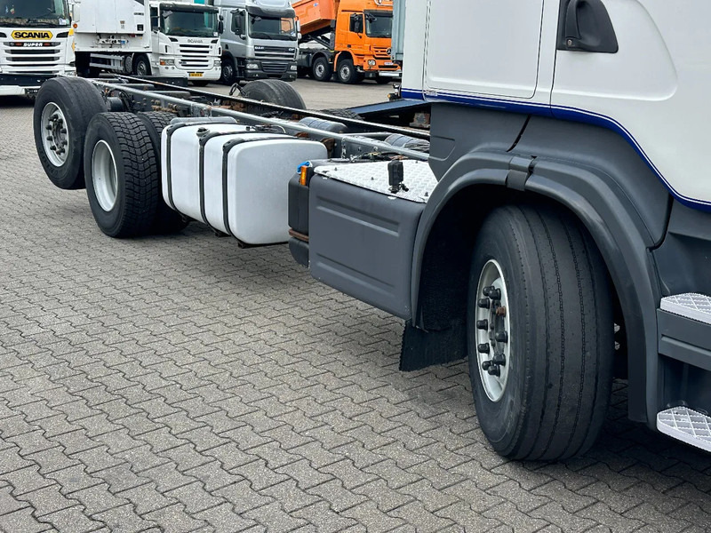 Scania R580 V8 6x2*4 Chassis Retarder Full Air 4.90 Wb Euro 6 - Važiuoklės sunkvežimis: foto 2 Scania R580 V8 6x2*4 Chassis Retarder Full Air 4.90 Wb Euro 6 - Važiuoklės sunkvežimis: foto 2