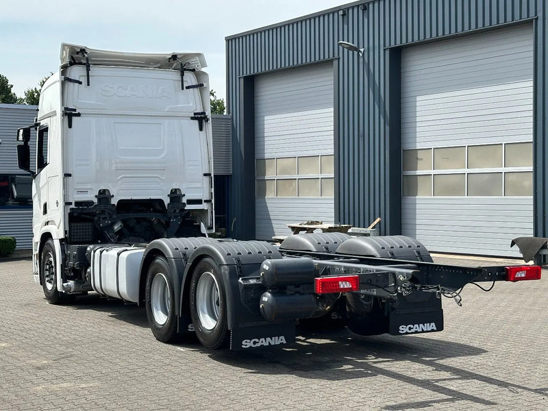 Scania R660 V8 6x4 or 6x2 Chassis with Lift-Axle / Retarder / Wb 4.75 / Full Air - Važiuoklės sunkvežimis: foto 4 Scania R660 V8 6x4 or 6x2 Chassis with Lift-Axle / Retarder / Wb 4.75 / Full Air - Važiuoklės sunkvežimis: foto 4