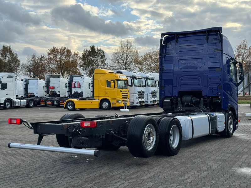 Volvo FH 460 6x2 Globetrotter XL WB 4.90mtr - Važiuoklės sunkvežimis: foto 3 Volvo FH 460 6x2 Globetrotter XL WB 4.90mtr - Važiuoklės sunkvežimis: foto 3