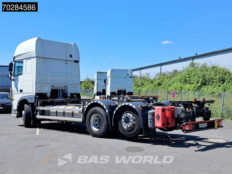 DAF XF 450 6X2 SSC Retarder 2x Tanks Liftachse Standklima LED ACC - Konteineris-vežimus/ Sukeisti kūną sunkvežimis: foto 2 DAF XF 450 6X2 SSC Retarder 2x Tanks Liftachse Standklima LED ACC - Konteineris-vežimus/ Sukeisti kūną sunkvežimis: foto 2