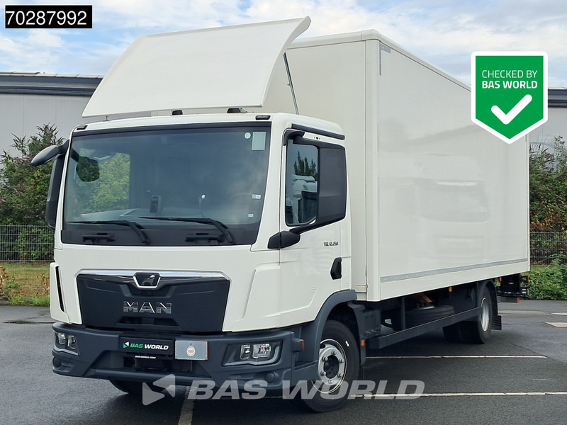 MAN TGL 12.250 4X2 12tonner LOW Mileage! 1500kg Ladebordwand Automatic Euro 6 - Furgonas sunkvežimis: foto 1 MAN TGL 12.250 4X2 12tonner LOW Mileage! 1500kg Ladebordwand Automatic Euro 6 - Furgonas sunkvežimis: foto 1