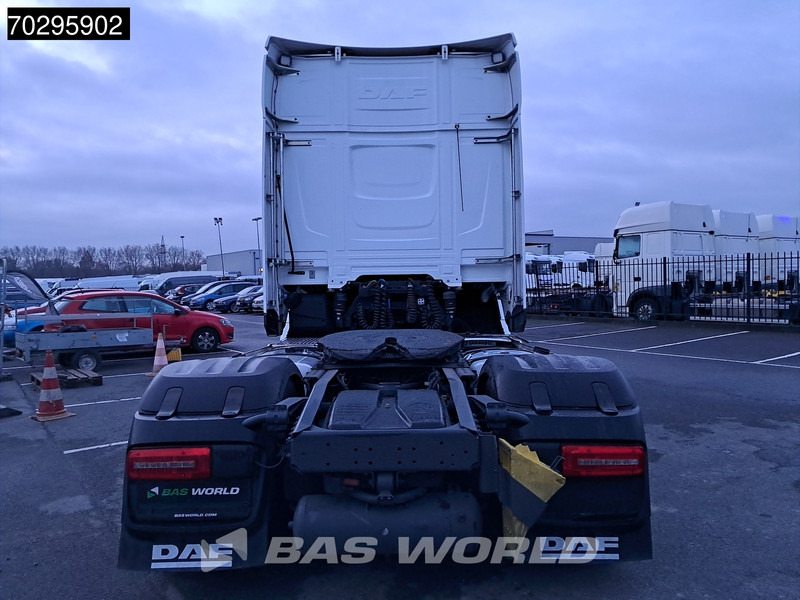 Vilkikas DAF XG+ 530 4X2 Retarder 2xTanks ACC Standklima: foto 11 Vilkikas DAF XG+ 530 4X2 Retarder 2xTanks ACC Standklima: foto 11