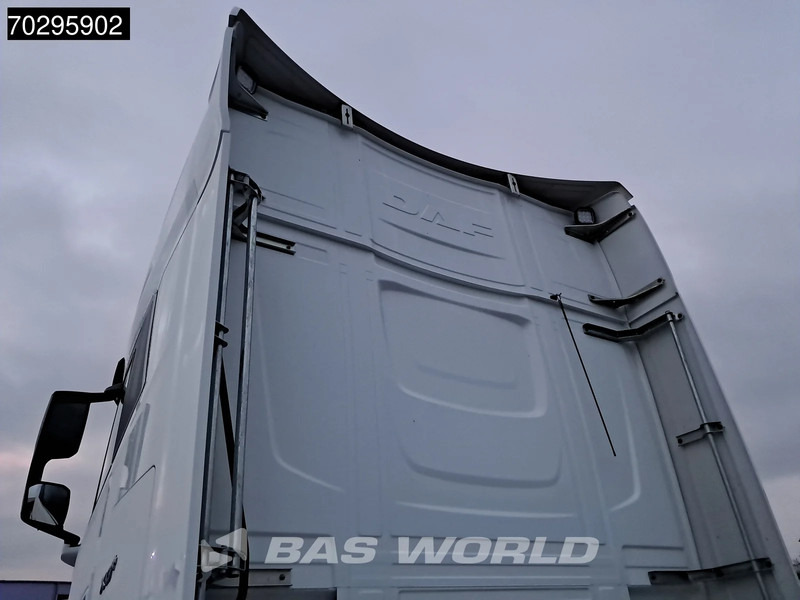 Vilkikas DAF XG+ 530 4X2 Retarder 2xTanks ACC Standklima: foto 12 Vilkikas DAF XG+ 530 4X2 Retarder 2xTanks ACC Standklima: foto 12