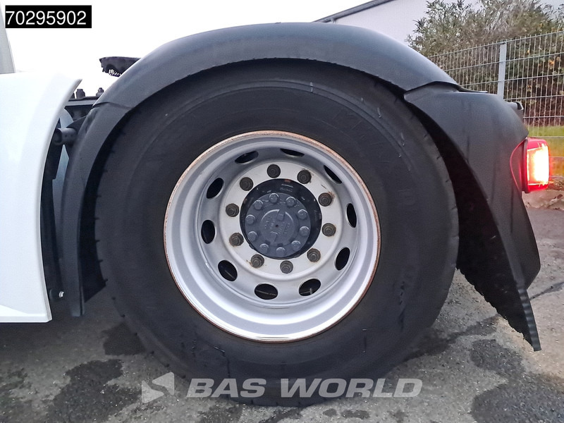 Vilkikas DAF XG+ 530 4X2 Retarder 2xTanks ACC Standklima: foto 18 Vilkikas DAF XG+ 530 4X2 Retarder 2xTanks ACC Standklima: foto 18