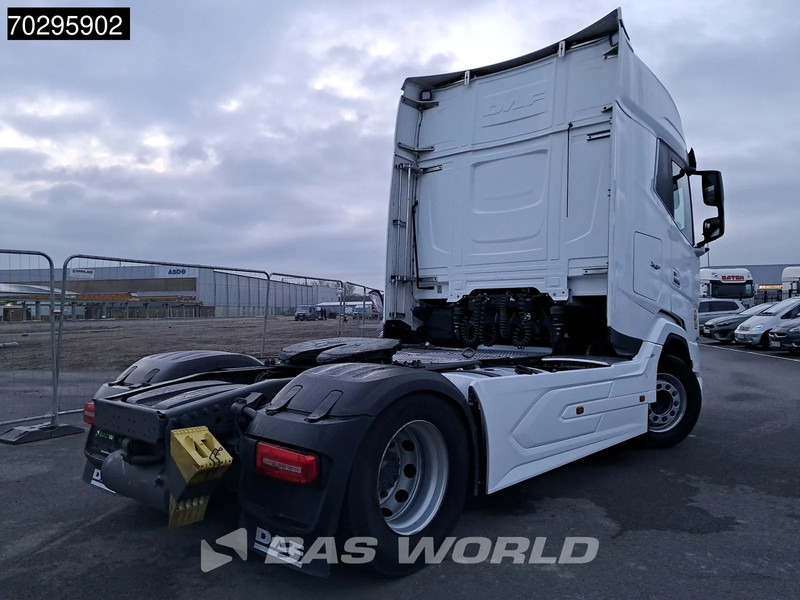 Vilkikas DAF XG+ 530 4X2 Retarder 2xTanks ACC Standklima: foto 6 Vilkikas DAF XG+ 530 4X2 Retarder 2xTanks ACC Standklima: foto 6