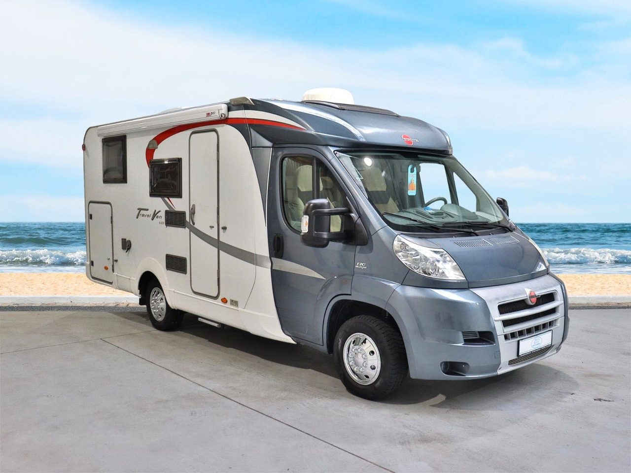 Bürstner Travel Van T 620 / Einzelbetten / Garage - Pusiau integruotas kemperis: foto 1 Bürstner Travel Van T 620 / Einzelbetten / Garage - Pusiau integruotas kemperis: foto 1