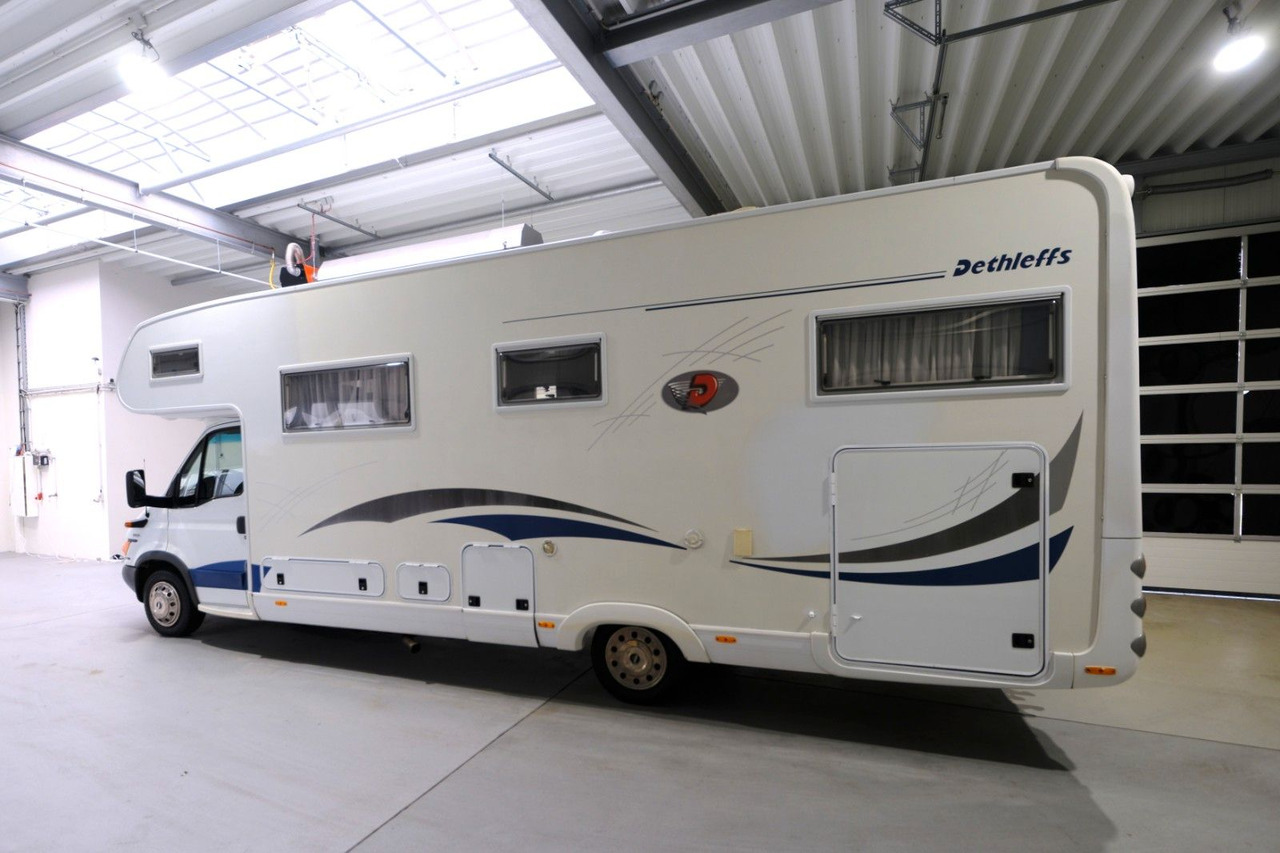 Dethleffs Globetrotter A 8000 XXL/Festbett/Garage/Solar - Alkovenas: foto 4 Dethleffs Globetrotter A 8000 XXL/Festbett/Garage/Solar - Alkovenas: foto 4