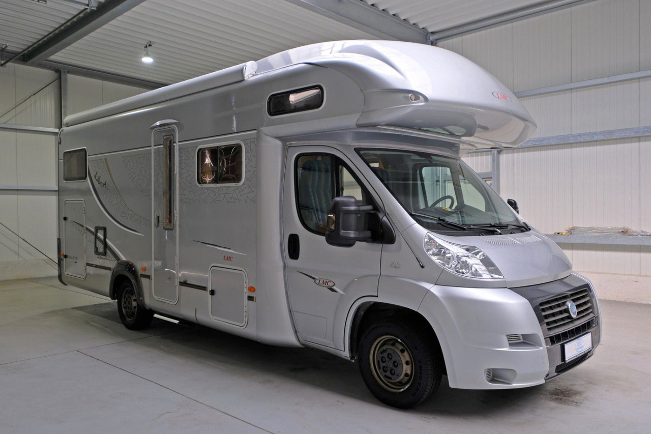 LMC Liberty A 700 G/ Festbett/Garage/6 Schlafplätze - Alkovenas: foto 1 LMC Liberty A 700 G/ Festbett/Garage/6 Schlafplätze - Alkovenas: foto 1
