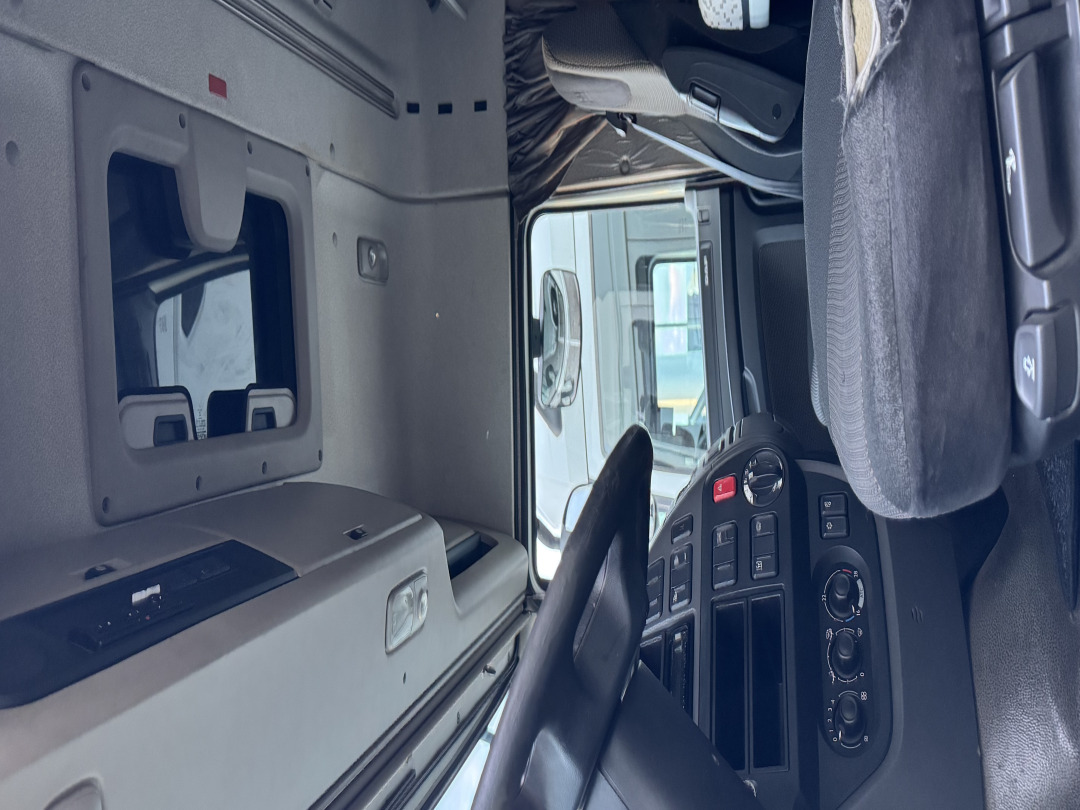 DAF XF 460 - Vilkikas: foto 4 DAF XF 460 - Vilkikas: foto 4