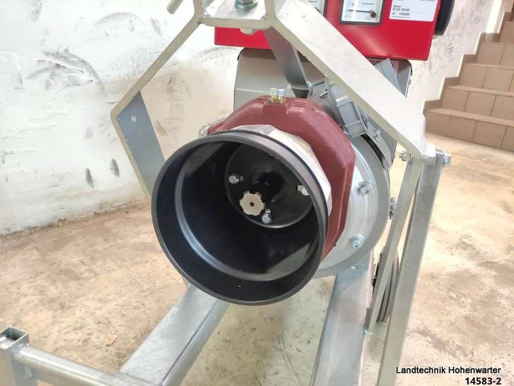 Gärtner 20 kVA oder 42 kVA Zapfwellenaggregat (14583) - Elektrinis generatorius: foto 3 Gärtner 20 kVA oder 42 kVA Zapfwellenaggregat (14583) - Elektrinis generatorius: foto 3