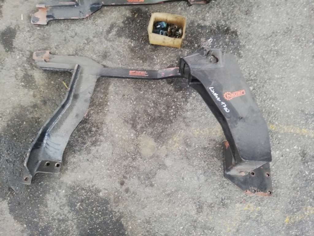 Hauer Oberrahmen N zu Steyr 9078,9083,9086 (11740) - Padargas - Traktorius: foto 5 Hauer Oberrahmen N zu Steyr 9078,9083,9086 (11740) - Padargas - Traktorius: foto 5