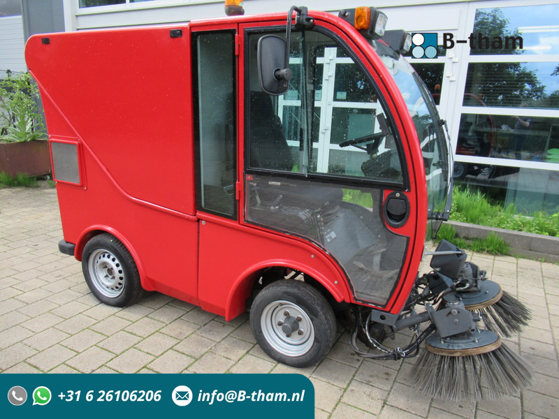 Bucher CITY SPIDER Veegmachine KehrMachine - Gatvių šlavimo mašina: foto 1 Bucher CITY SPIDER Veegmachine KehrMachine - Gatvių šlavimo mašina: foto 1