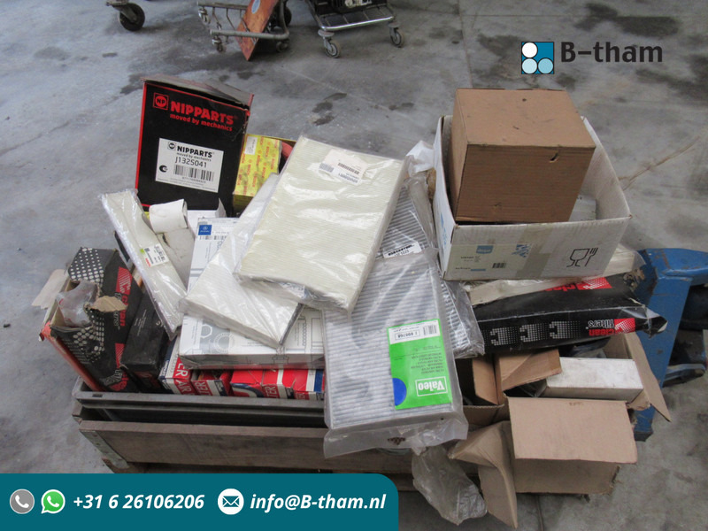 Diversen Partij filters: o.a brandstof, interieur, lucht & oliefilters - Kuro filtras - Komercinis automobilis: foto 1 Diversen Partij filters: o.a brandstof, interieur, lucht & oliefilters - Kuro filtras - Komercinis automobilis: foto 1