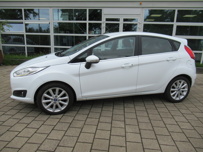 Ford Fiesta 1.0 EcoBoost 74KW Titanium 5-deurs - Hečbekas: foto 3 Ford Fiesta 1.0 EcoBoost 74KW Titanium 5-deurs - Hečbekas: foto 3