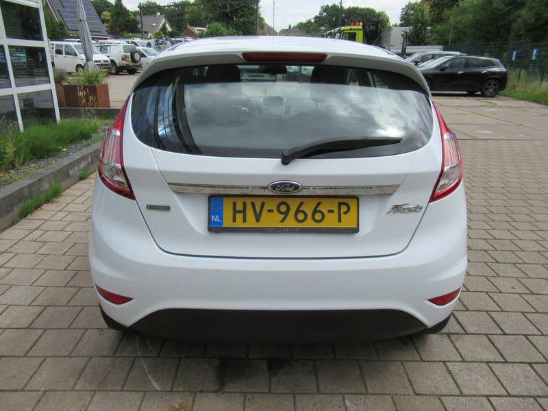 Hečbekas Ford Fiesta 1.0 EcoBoost 74KW Titanium 5-deurs: foto 7