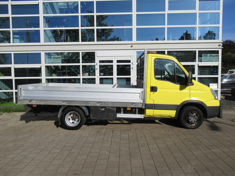 Iveco Daily 50C17 3.0D 125KW EEV 345 PickUp NIDO DIN - Bortinis automobilis: foto 2 Iveco Daily 50C17 3.0D 125KW EEV 345 PickUp NIDO DIN - Bortinis automobilis: foto 2