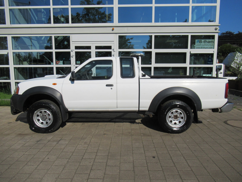 Nissan Navara 2.5 DTi King Cab 4-L.Lux. 1,5CAB PICK-UP - Komercinis automobilis: foto 3 Nissan Navara 2.5 DTi King Cab 4-L.Lux. 1,5CAB PICK-UP - Komercinis automobilis: foto 3