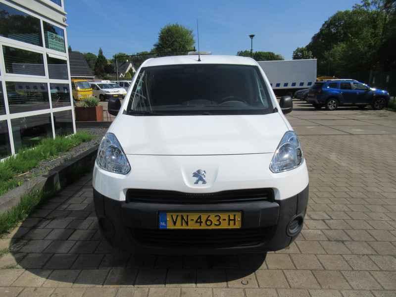 Peugeot Partner 120 1.6 HDI L1 XT AIRCO - KLIMA Schuifdeur - Furgonas su krovinių dėže: foto 4 Peugeot Partner 120 1.6 HDI L1 XT AIRCO - KLIMA Schuifdeur - Furgonas su krovinių dėže: foto 4