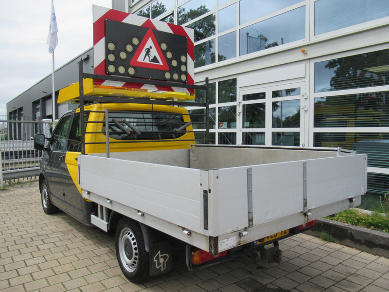 Volkswagen Transporter T5 2.0 TDI 75KW L2 DOKA dubbelcabine Kipper Actiebord - Mažas savivartis, Komercinis automobilis su dviguba kabina: foto 2 Volkswagen Transporter T5 2.0 TDI 75KW L2 DOKA dubbelcabine Kipper Actiebord - Mažas savivartis, Komercinis automobilis su dviguba kabina: foto 2
