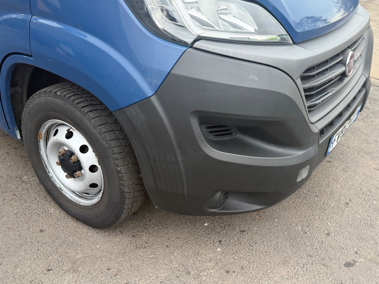 Fiat Ducato CC Maxi 3.5 2.3MJT, Koffer, Lbw - Furgonas su krovinių dėže: foto 5 Fiat Ducato CC Maxi 3.5 2.3MJT, Koffer, Lbw - Furgonas su krovinių dėže: foto 5