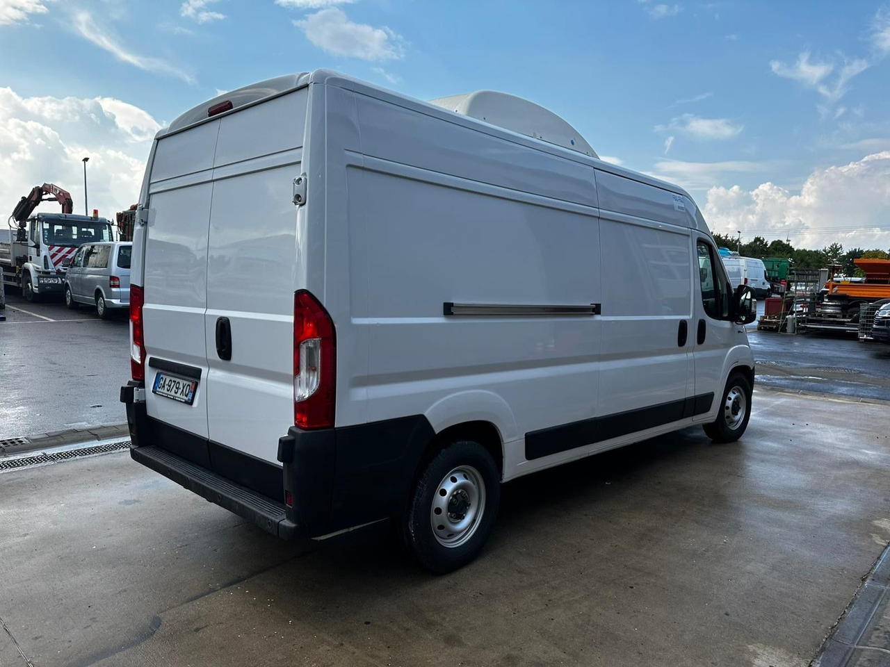 Fiat Ducato Isberg Pharma-Kühler -30°C/4°C/22°C - Furgonas šaldytuvas: foto 4 Fiat Ducato Isberg Pharma-Kühler -30°C/4°C/22°C - Furgonas šaldytuvas: foto 4