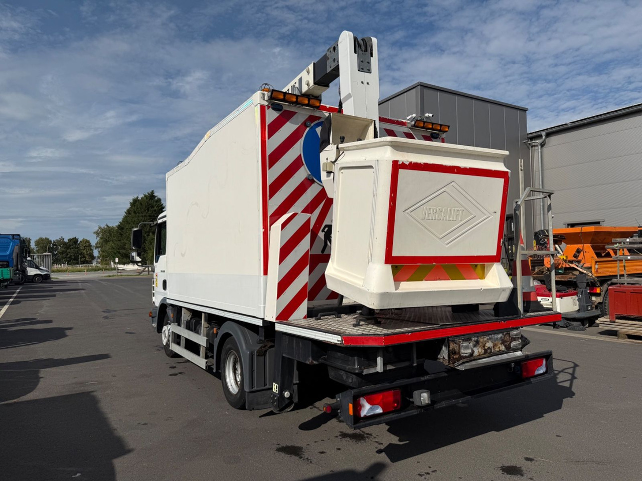 MAN TGL 12.180 Versalift/15m/orig.km/Top - Autobokštelio: foto 5 MAN TGL 12.180 Versalift/15m/orig.km/Top - Autobokštelio: foto 5