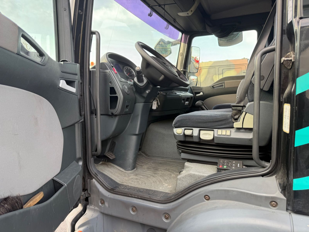 Autovežis sunkvežimis MAN TGL 8.210BL Moetefindt Doppelstock, Klima, Winde: foto 16