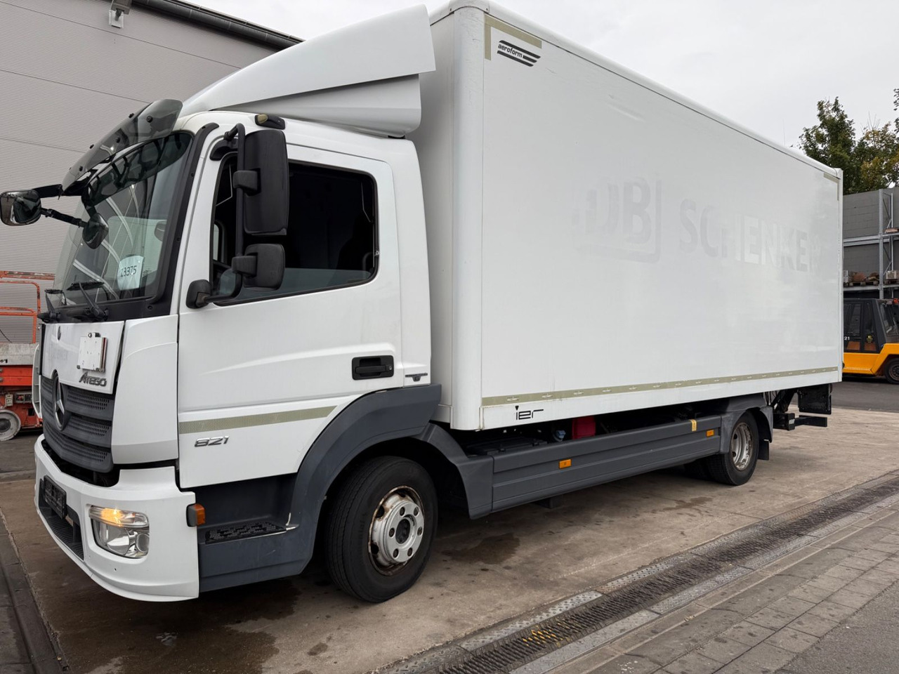 Mercedes-Benz Atego 3 4x2 821 4x2 LBW / Ahk. / Palfinger / 6m - Furgonas sunkvežimis: foto 1 Mercedes-Benz Atego 3 4x2 821 4x2 LBW / Ahk. / Palfinger / 6m - Furgonas sunkvežimis: foto 1