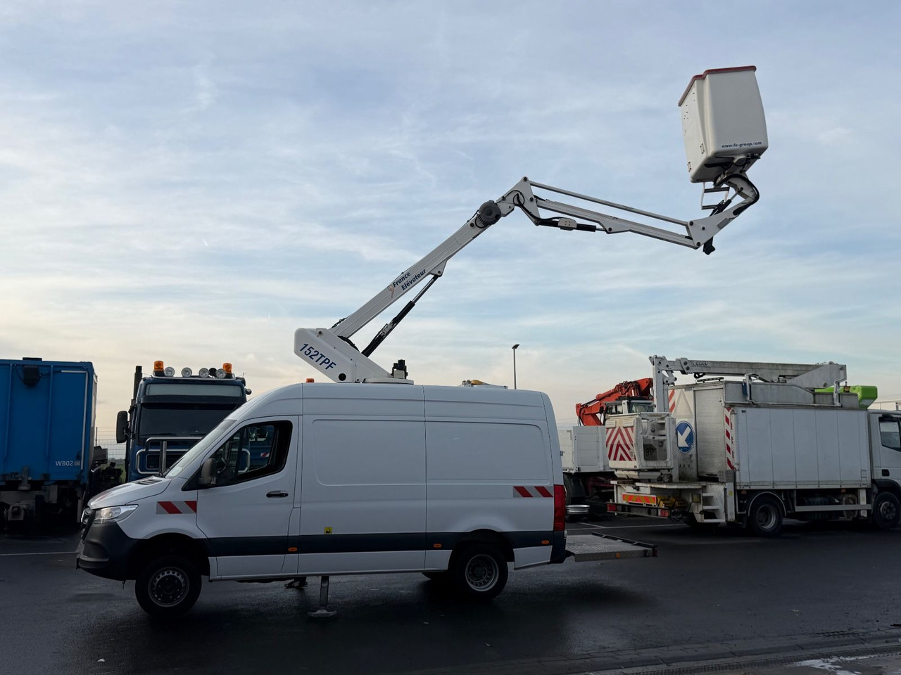 Mercedes-Benz Sprinter 516 CDI 15m/2-Punkt/Tüv neu/265kg - Autobokštelio: foto 4 Mercedes-Benz Sprinter 516 CDI 15m/2-Punkt/Tüv neu/265kg - Autobokštelio: foto 4