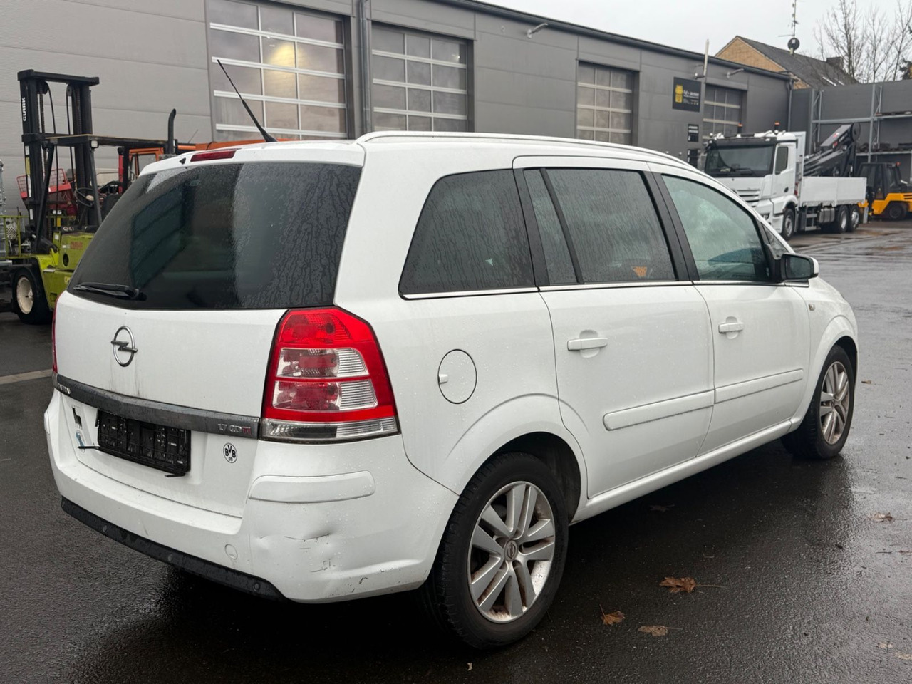 Opel Zafira B Sport 1.7 CDTI, Partikelfilter! - Keleivinis furgonas: foto 4 Opel Zafira B Sport 1.7 CDTI, Partikelfilter! - Keleivinis furgonas: foto 4