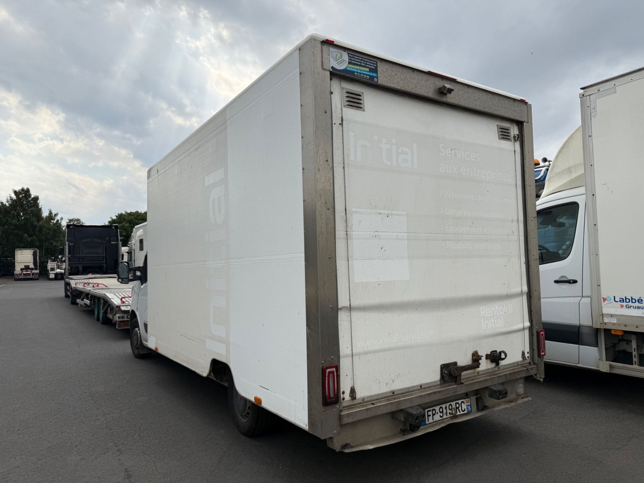 Renault Master III Koffer/Hebebühne/Klima/Kamera - Furgonas su krovinių dėže: foto 5 Renault Master III Koffer/Hebebühne/Klima/Kamera - Furgonas su krovinių dėže: foto 5