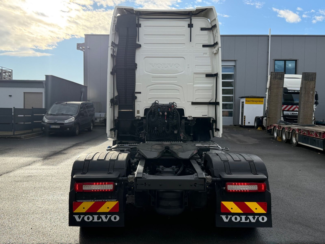 Volvo FH 460 Globetrotter XL, iSave, Lowdeck, Hub, E6 - Vilkikas: foto 5 Volvo FH 460 Globetrotter XL, iSave, Lowdeck, Hub, E6 - Vilkikas: foto 5