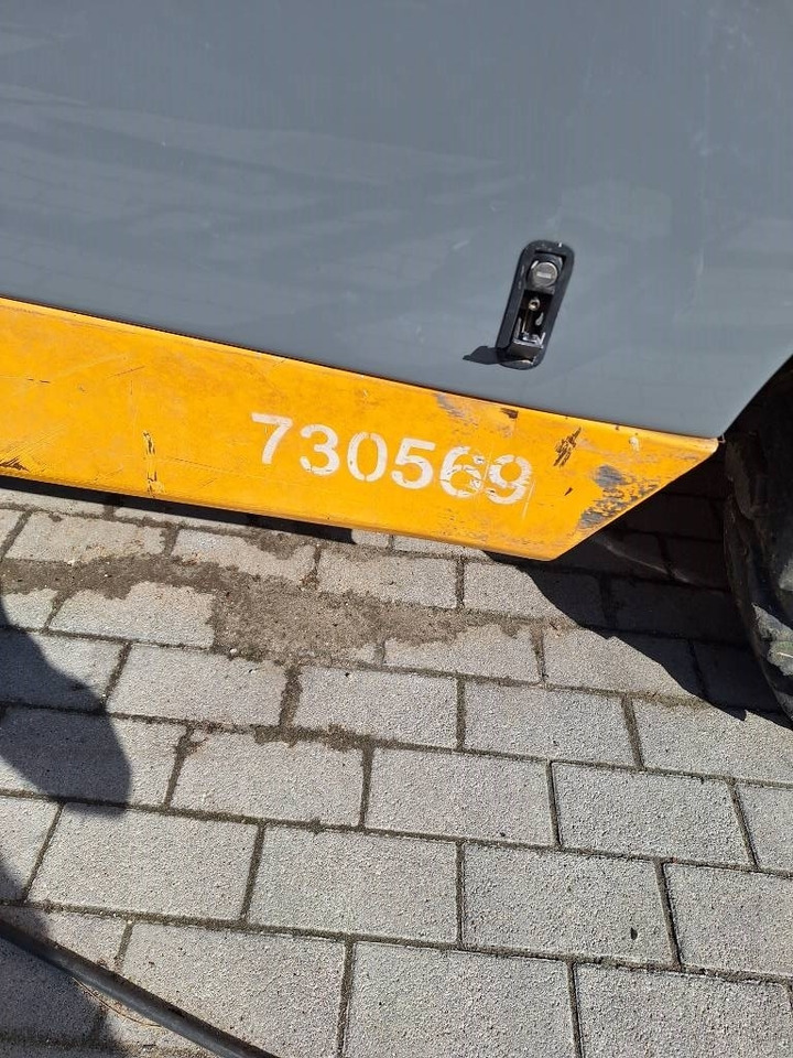 Žirklinis keltuvas Haulotte Compact 12 DX: foto 10