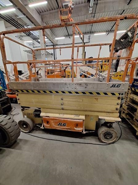 JLG 3246 ES - Žirklinis keltuvas: foto 5 JLG 3246 ES - Žirklinis keltuvas: foto 5