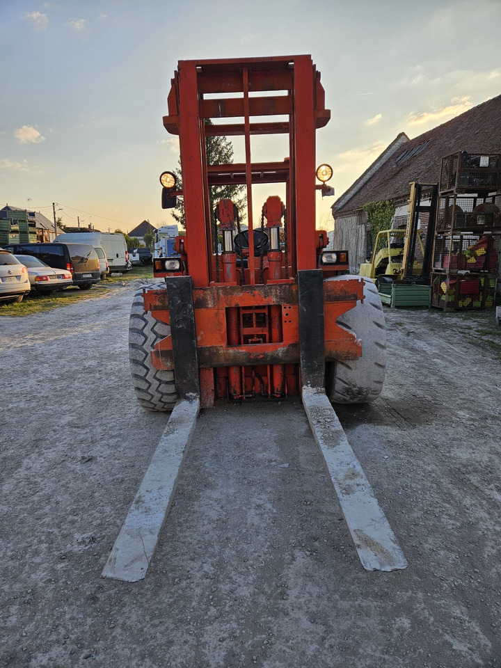 MANITOU MC80 F - Dyzelinis krautuvas: foto 5 MANITOU MC80 F - Dyzelinis krautuvas: foto 5