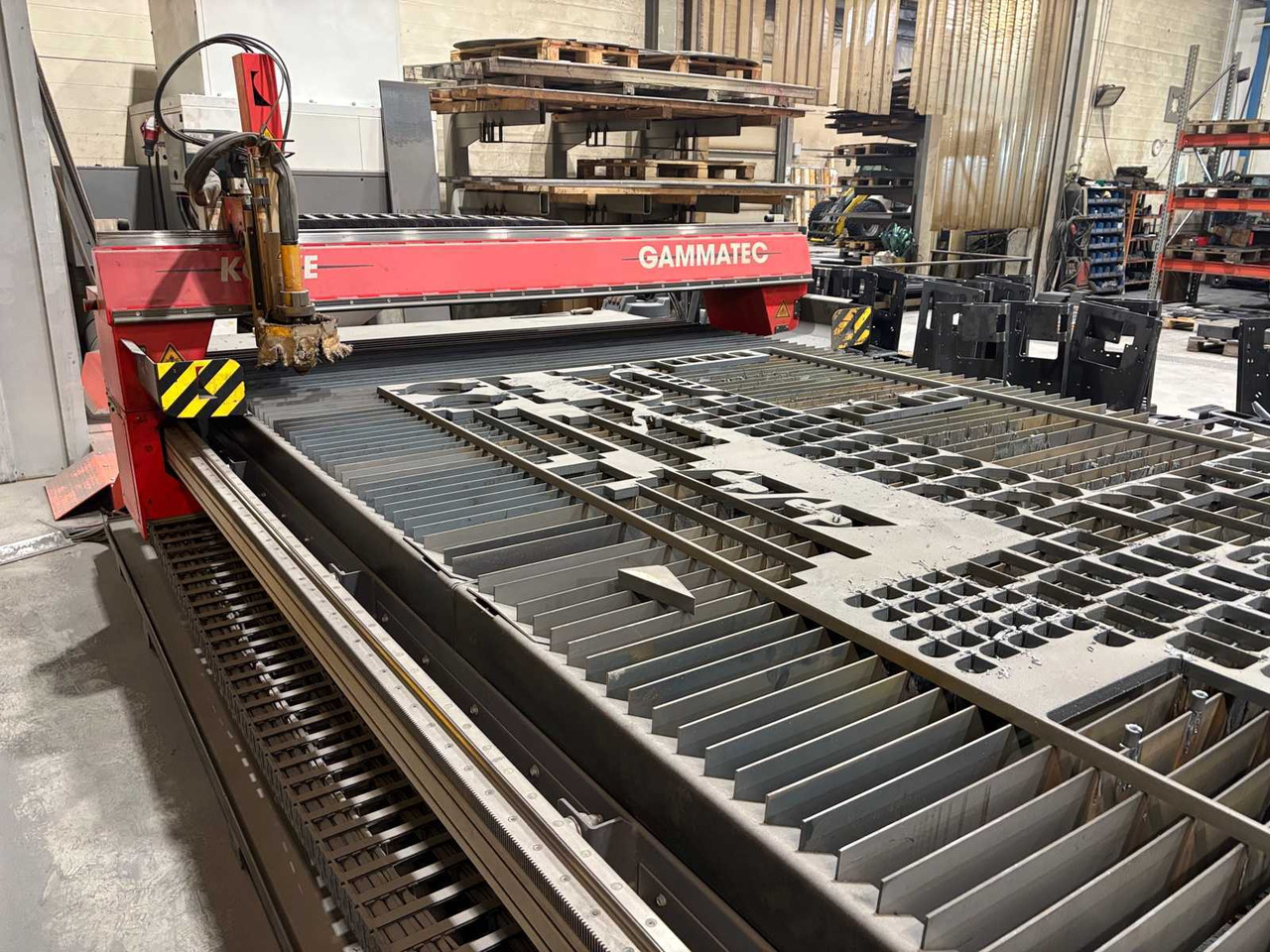 Metalo apdirbimo staklės Plasma cutting machine Koike Gammatec GT 2040: foto 8