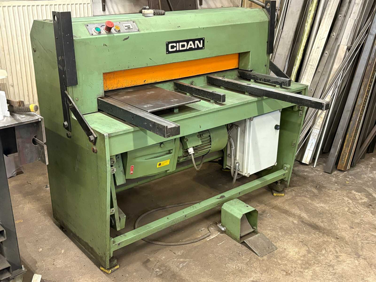 Sheet metal cutter Cidan MS-M10/3,0 - Metalo apdirbimo staklės: foto 1 Sheet metal cutter Cidan MS-M10/3,0 - Metalo apdirbimo staklės: foto 1