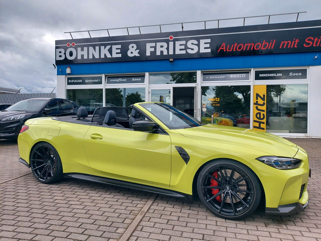 BMW M4 Cabrio G83 xDrive Competition M-Sport H&K - Kabrioletas: foto 1 BMW M4 Cabrio G83 xDrive Competition M-Sport H&K - Kabrioletas: foto 1