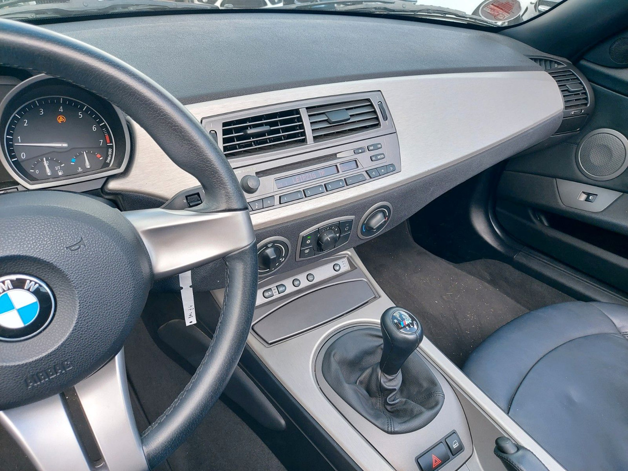 Lengvasis automobilis BMW Z4 2.2i Roadster Cabrio M-Sport Klima Sitzheiz: foto 17