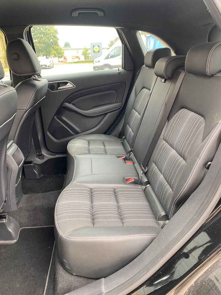 Sedanas Mercedes-Benz B 180 B -Klasse B 180 Autom. Xenon Navi: foto 21