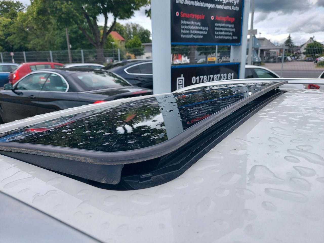 Mercedes-Benz E 220 E -Klasse T 220CDI LED Glasdach Leder Navi - Lengvasis automobilis: foto 3 Mercedes-Benz E 220 E -Klasse T 220CDI LED Glasdach Leder Navi - Lengvasis automobilis: foto 3