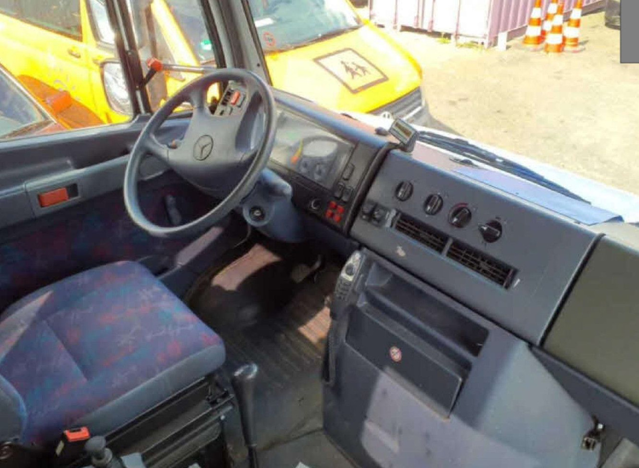 Mercedes-Benz VARIO 814D HUBARBEITS WUMAG 155T 4X4 ALLRAD - Autobokštelio: foto 5 Mercedes-Benz VARIO 814D HUBARBEITS WUMAG 155T 4X4 ALLRAD - Autobokštelio: foto 5