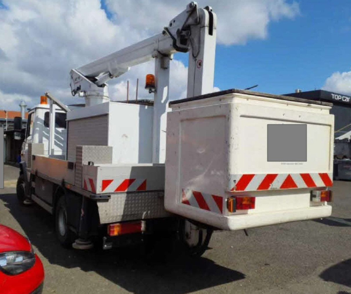 Mercedes-Benz VARIO 814D HUBARBEITS WUMAG 155T 4X4 ALLRAD - Autobokštelio: foto 4 Mercedes-Benz VARIO 814D HUBARBEITS WUMAG 155T 4X4 ALLRAD - Autobokštelio: foto 4