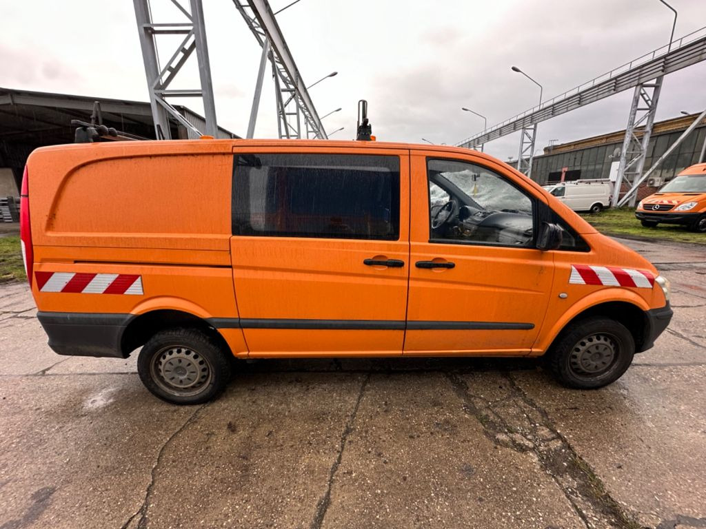 Mercedes-Benz Vito Kasten 4x4 113 CDI lang AUTOMATIK EURO5 - Mikroautobusas, Keleivinis furgonas: foto 4 Mercedes-Benz Vito Kasten 4x4 113 CDI lang AUTOMATIK EURO5 - Mikroautobusas, Keleivinis furgonas: foto 4