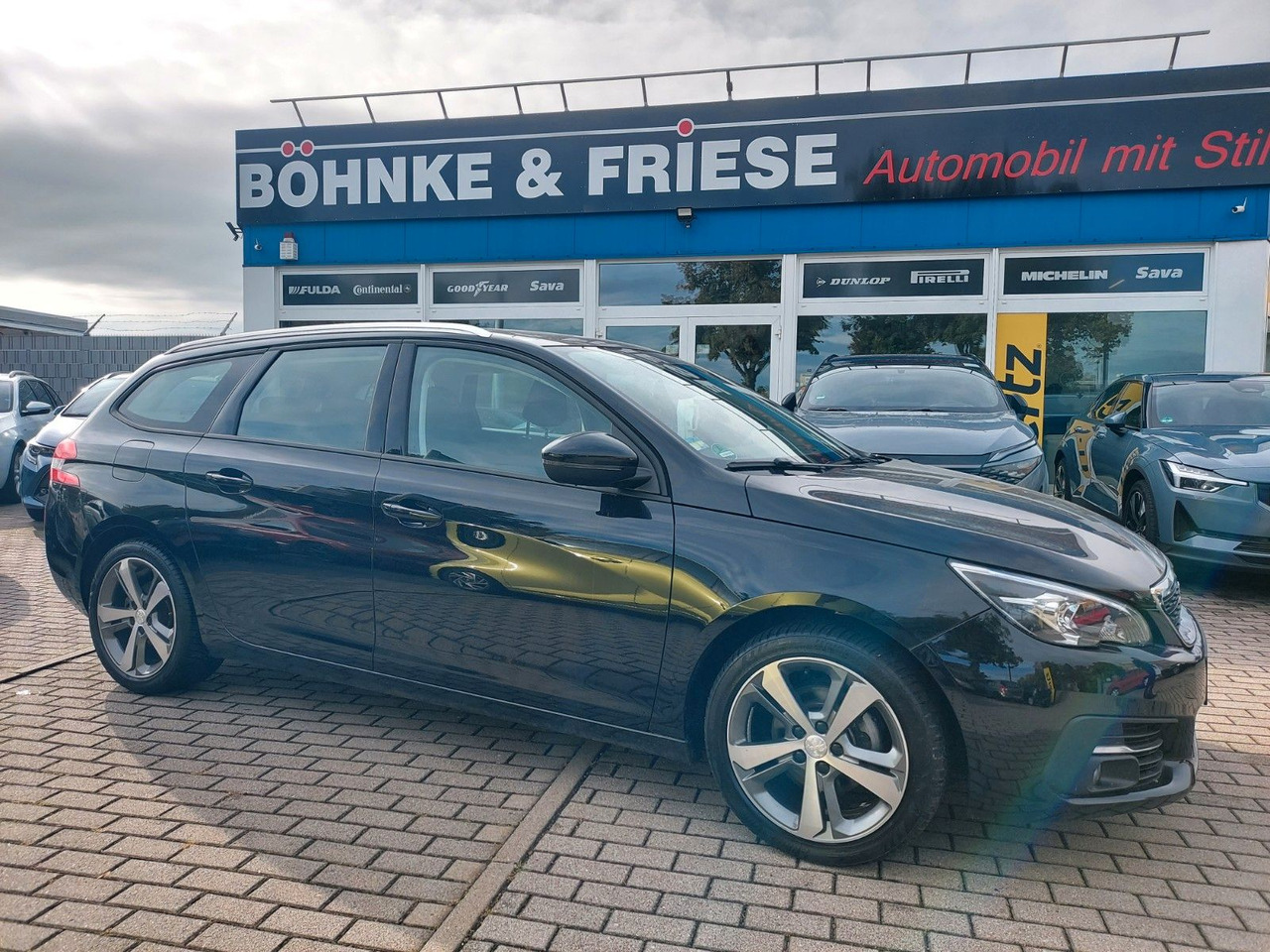 Peugeot 308 SW Active Business Panorama DAB Navi LED - Universalas: foto 2 Peugeot 308 SW Active Business Panorama DAB Navi LED - Universalas: foto 2