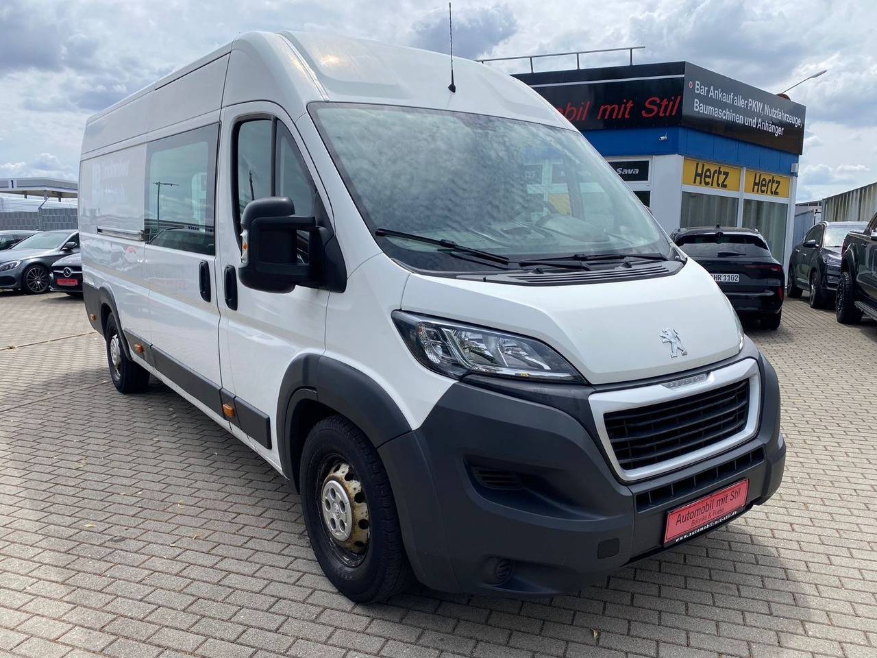 Peugeot Boxer Kasten Hochraum 435 L4H2 Komfort Plus Blue - Keleivinis furgonas: foto 2 Peugeot Boxer Kasten Hochraum 435 L4H2 Komfort Plus Blue - Keleivinis furgonas: foto 2